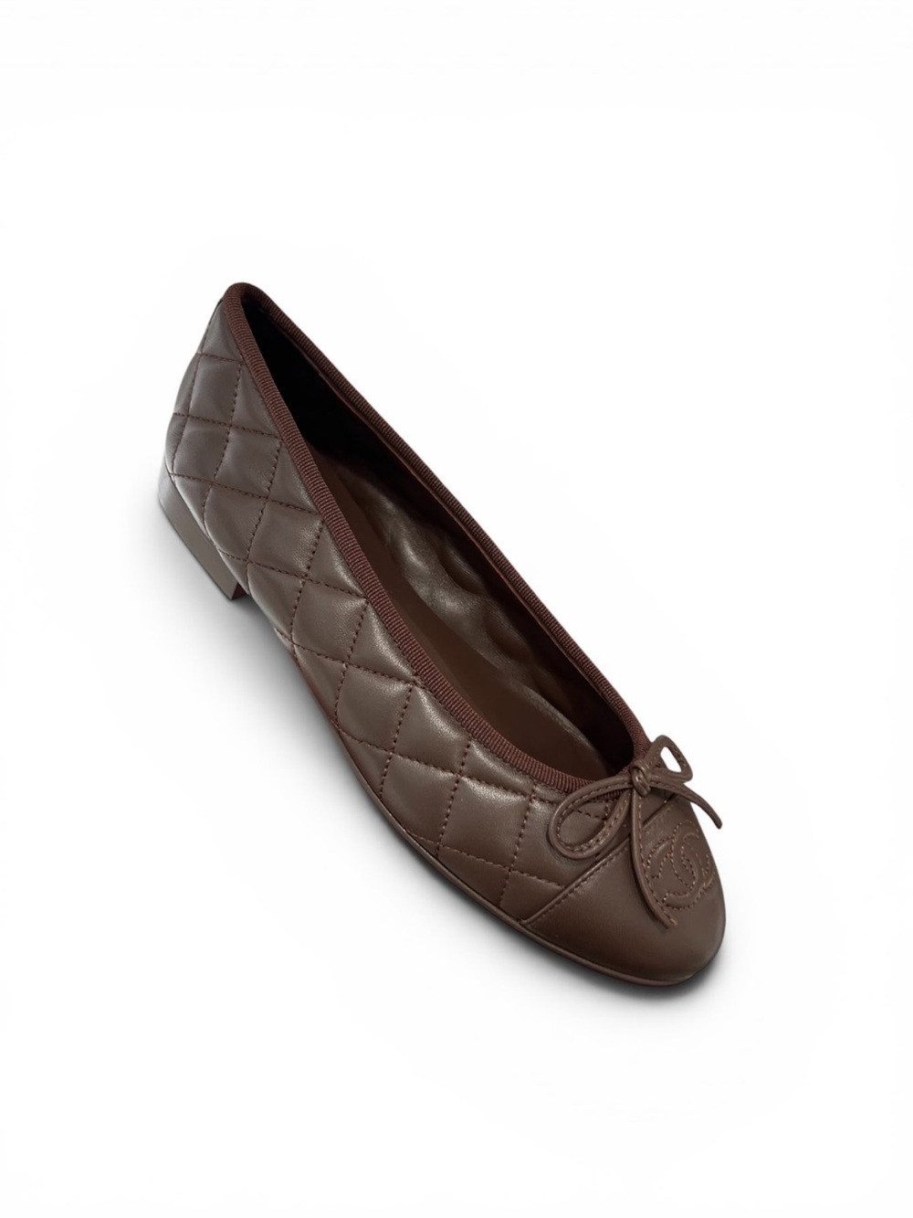 Chanel 26B Chocolate Dark Brown Lambskin Quilted CC Ballet Ballerina Flat 39